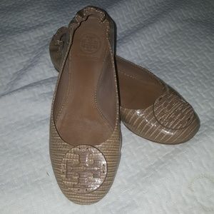 Tory Burch Reva patent leather flats, like new